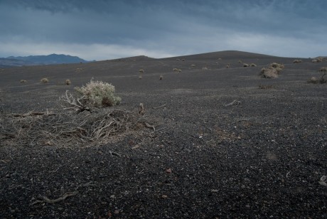 Z Ubehebe Crater do Titus Canyon