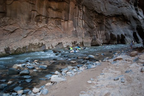 The Narrows Bottom to Up w Zion