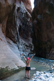 The Narrows Bottom to Up w Zion